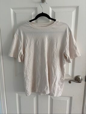 M.M. LaFleur Leslie T-Shirt size xxl crew neck ivory cream color